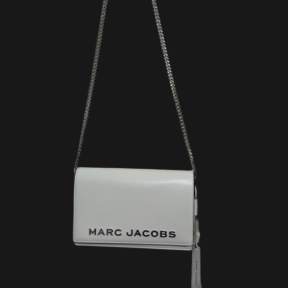 Marc Jacobs Leather Crossbody Bag - Picture 3 of 12